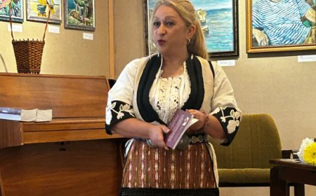 Людмила Малева – Чакърова представи новата си книга „Истории от бабината кухня“