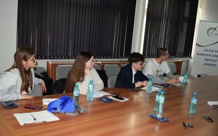 ОИЦ-Добрич проведе втора среща с гимназистите, участващи в националната кампания „Детективи на европейски проекти“