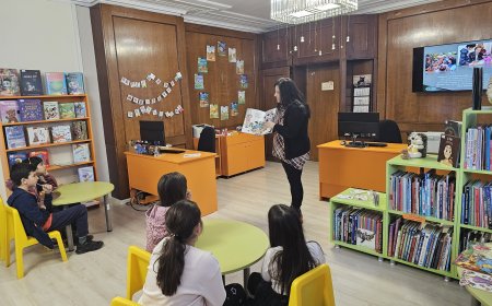 Първо за годината занимание от Ваканция в библиотеката