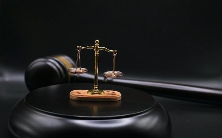Мъж получи 3 месеца затвор за неправомерно използване на чужда банкова карта