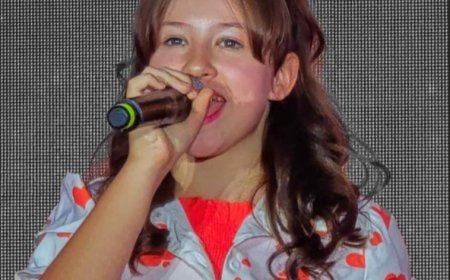 9-годишната  Сиана Славчева от Студио за певци "Shining Voices" е сред успелите деца на България