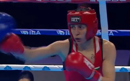Светлана Каменова отпадна на четвъртфиналите на Световното първенство по бокс