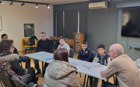 Филателна работилница за деца и ученици стартира в библиотеката в Добрич