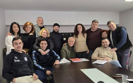 Започнаха репетициите за „Хубава работа, ама... Спасители на Съвременна България“