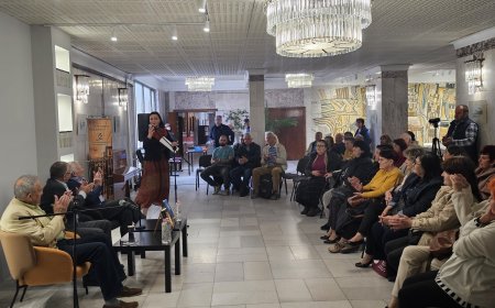 В Добрич представиха сборника „Евроатлантически записки. Статии, студии, интервюта“