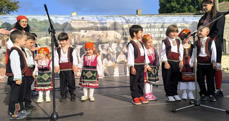 Два дни Българево пее и танцува