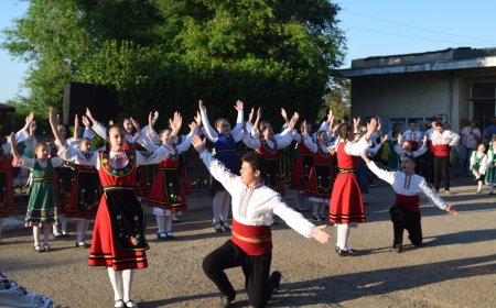 Съборът в село Раковски  с богата фолклорна програма