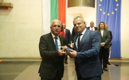 Старши комисар Красимир Манолов – отличен с „Почетен знак“ на МВР