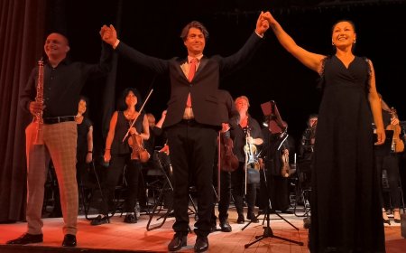 Каварна откри „Юлски нощи“ с вълнуващ концерт на Плевенската филхармония и маестро Йордан Камджалов
