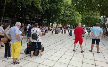 Жители на община Тервел протестираха срещу изграждането на ветрогенераторен парк