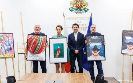 Художникът-плакатист от Добрич Наско Атанасов с награда от Международен конкурс за туристически плакат