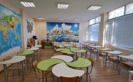 496 кабинета са обновени по Национална програма на МОН