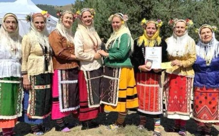 Златен триумф за добруджанския фолклор в Копривщица