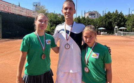 Ивелина Христова и Златина Ангелова донесоха бронз за ТК „Изида“