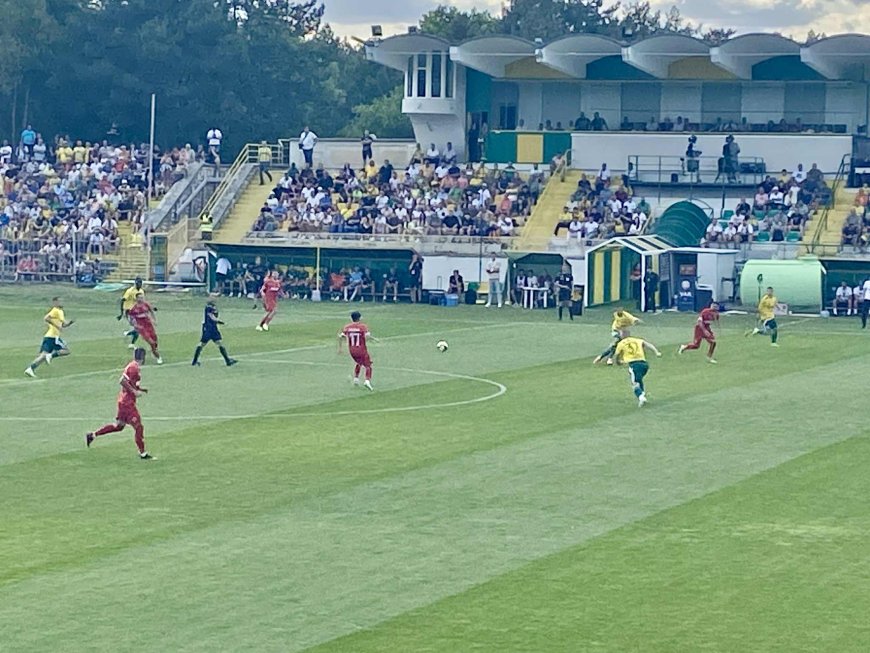 Футбол: Добруджа загуби с 0:2 от Ботев /Враца/
