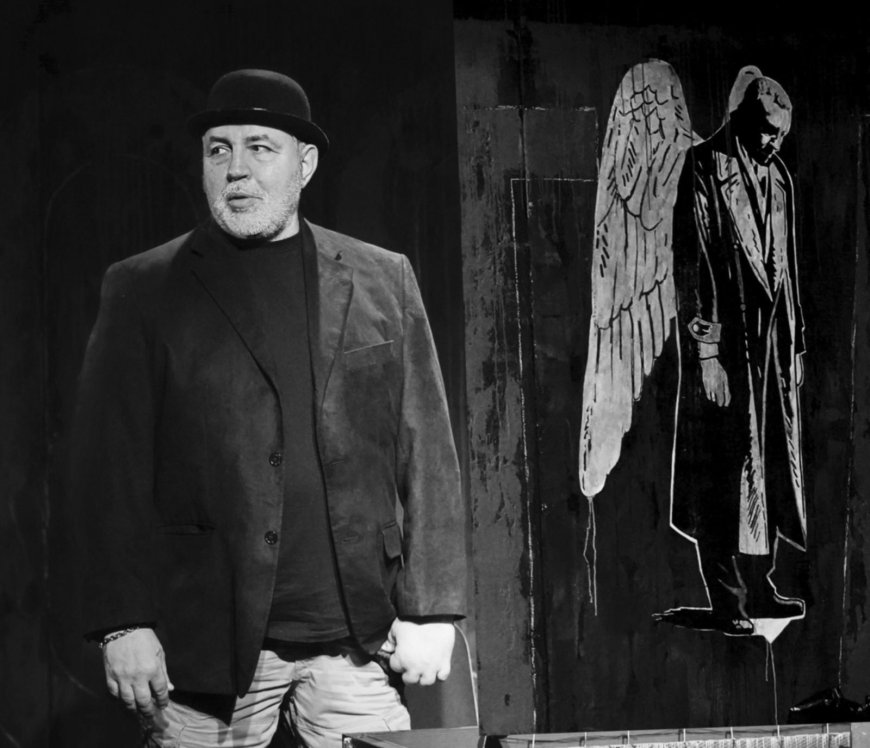 Христо Мутафчиев с моноспектакъла „Плач на ангел“ в Добрич
