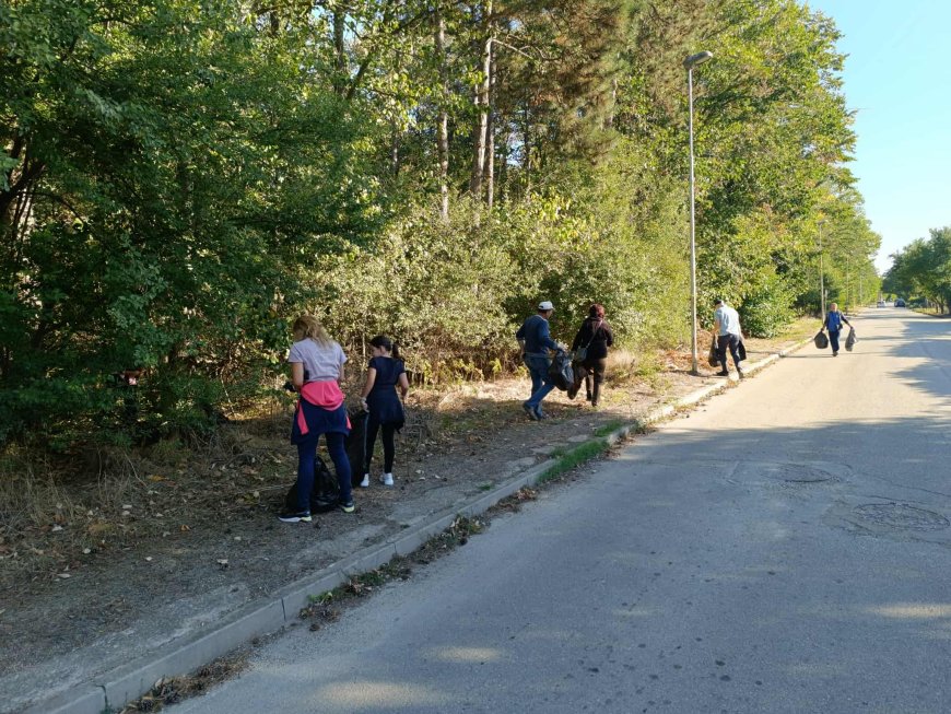 Обидно малко жители на град Генерал Тошево се включиха в кампанията „Да изчистим България заедно“