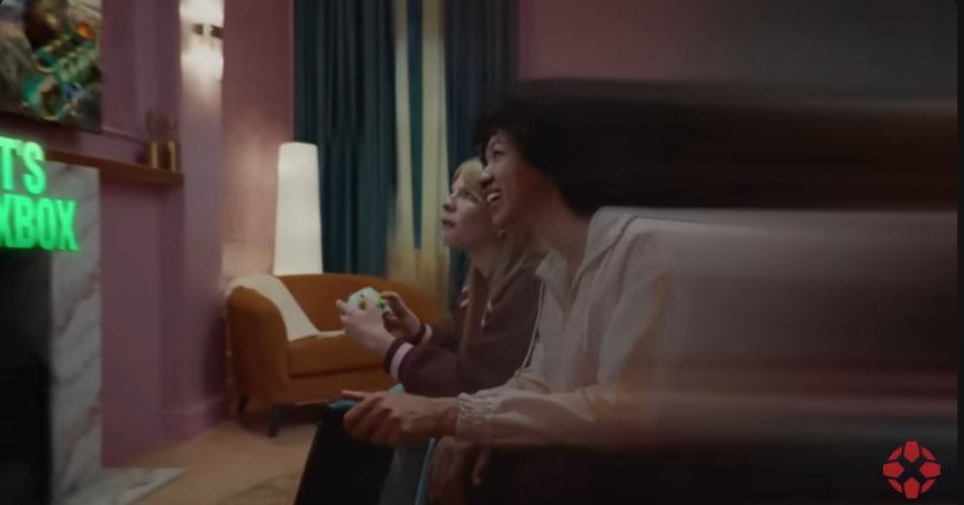 19-годишната Елица от Добрич в реклама на  видео конзолите Xbox