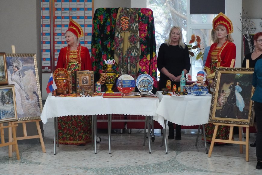 "Толерантност без граници" в Младежки център - Добрич /снимки/