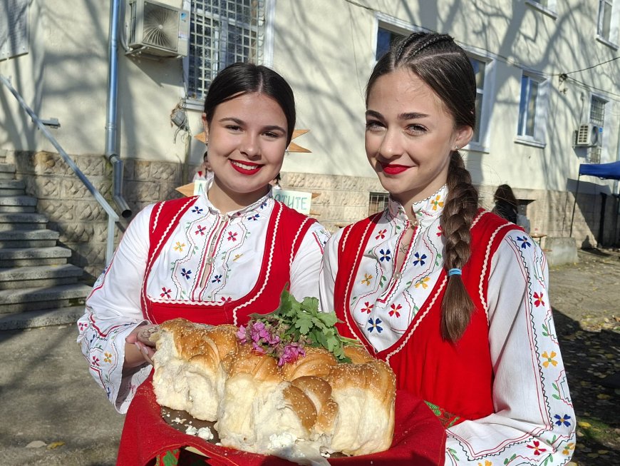 Първи "Добруджански празник на духа" се проведе в кв. Рилци /снимки/