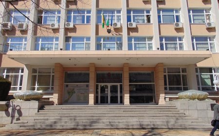 Намалено работно време на касите в Община Добрич по празниците