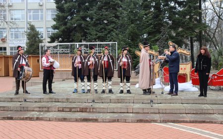 Коледарски групи от цялата община се включиха  в празничен благослов в Генерал Тошево