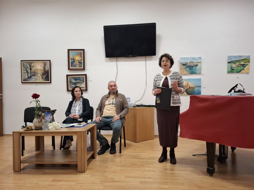 Петранка Божкова представи новата си стихосбирка в Шабла
