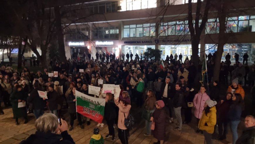 Добрич отново се включва в националния протест, обявен за днес - 18 декември