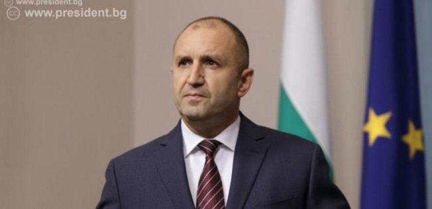 Президентът връчва първия мандат за съставяне на правителство след Нова Година