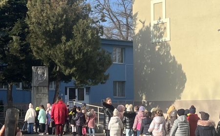 С тържествена церемония Добрич отбеляза 178 години от рождението на Христо Ботев