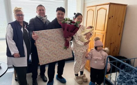 На Бабинден изписаха първото родено бебе в Балчик