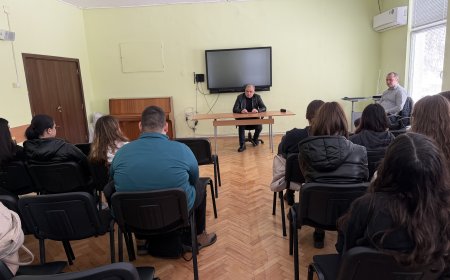 Съдии от Окръжния съд в Добрич разговаряха с ученици за трудовите правоотношения