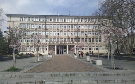 Мъж, държал голямо количество фентанил, остава в ареста и 7 месеца след задържането му