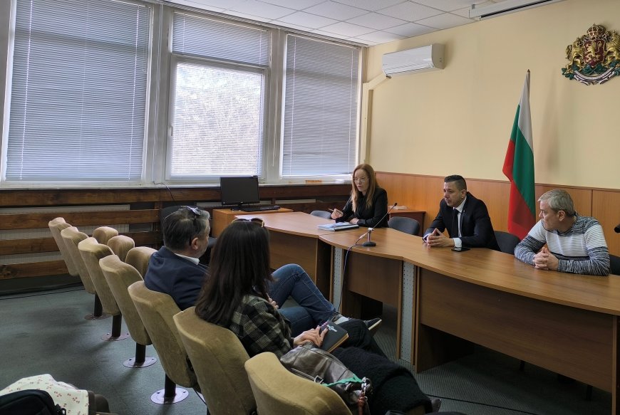 Общините получиха предварителните избирателни списъци