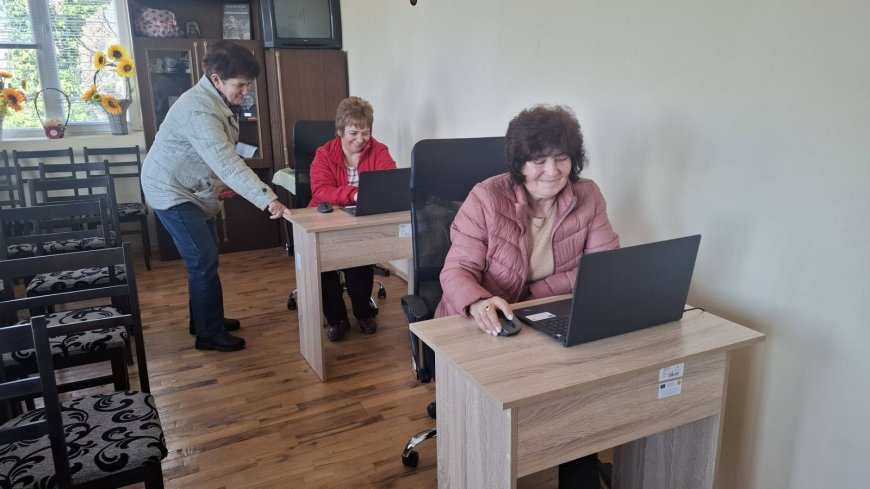 Нов дигитален клуб заработи към Народно читалище "Напредък-1942" в село Дончево