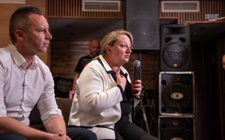 Деница Сачева и Йордан Иванов към Gen Z: Ако се доверите на политиците, които най-много ви забавляват в ТикТок, ще платите най-скъпия билет за театър