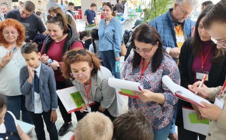 57 проекта бяха представени на VIII Областен научен конкурс „Науката на живо“ в Младежки център - Добрич