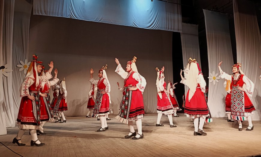 Великденски концерт събра на една сцена изпълнителите на Каварна
