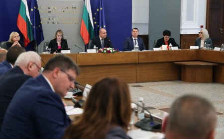 Премиерът Румен Радев поиска от областните управители бърза реакция при бедствия и законосъобразна работа