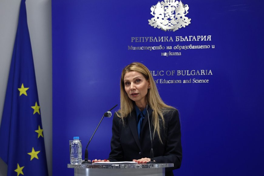 Рекорден брой отличници по български език и литература на матурите