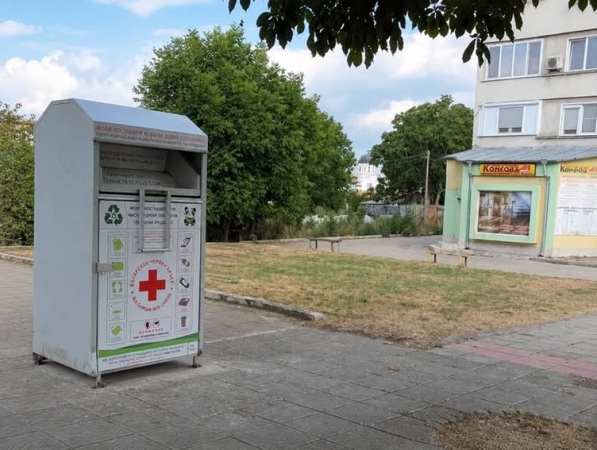 2 150 кг. употребявани дрехи събрани в специализираните контейнери в Генерал Тошево