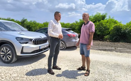Областният управител извърши оглед на строителството на ветропарк в землището на община Балчик