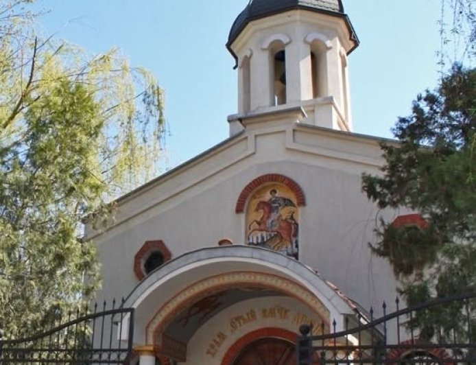 Православната църква почита света Макрина и светите отци от шестте Вселенски събора