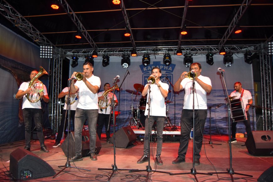 Сръбският духов оркестър „NEGOVAN AZIROVIC“ даде начало на „Балкански уикенд Каварна 2026“