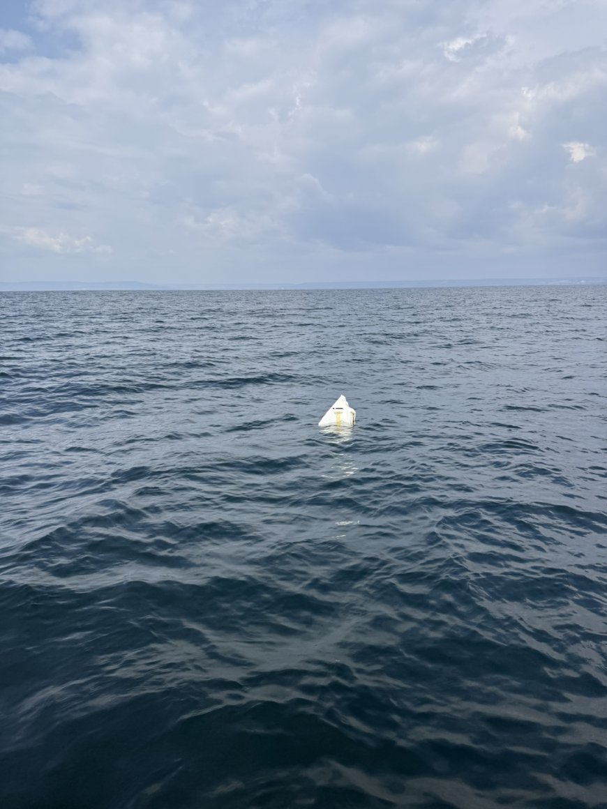 Част от опашка на дрон в морето край Каварна