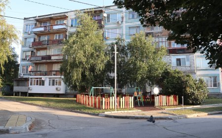 Санират още една многофамилна жилищна сграда в Генерал Тошево