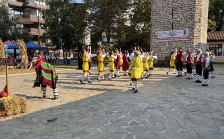 Фестивалът „Да помним миналото и да го предадем на бъдещето“ днес в Младежкия център