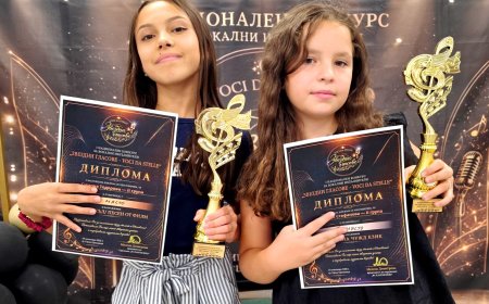 Симона и Надежда от Студио "Зонели" с награди от конкурса "Звездни гласове