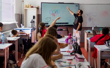 „Заедно в час“ търси училища от Североизточна България за програмата „Училища за пример“