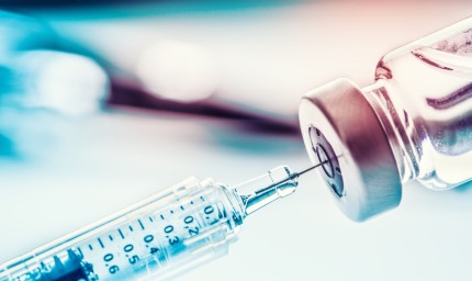 Правителството няма да налага задължителна ваксинация